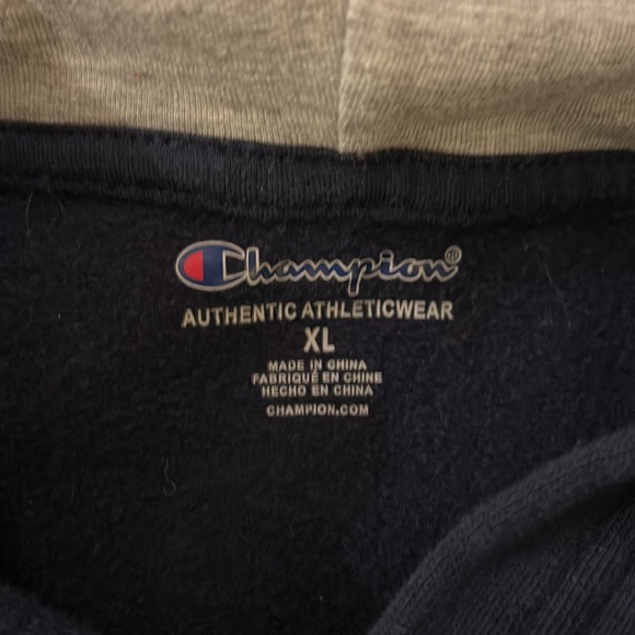 BOYS CHAMPION HOODIE SIZE XL - Picture 3 of 3